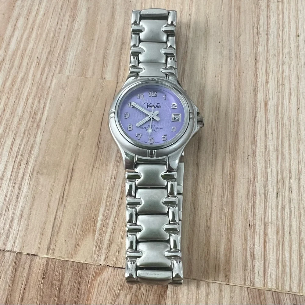 Vanity fair ladies lavender purple silver tone dress watch NEW BATTERY